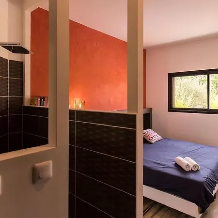 Villa Parenthese *