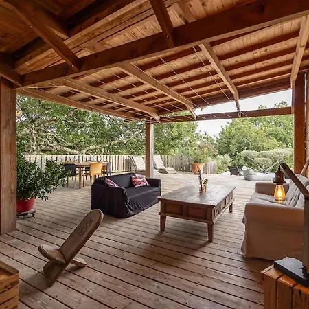 Villa Parenthese